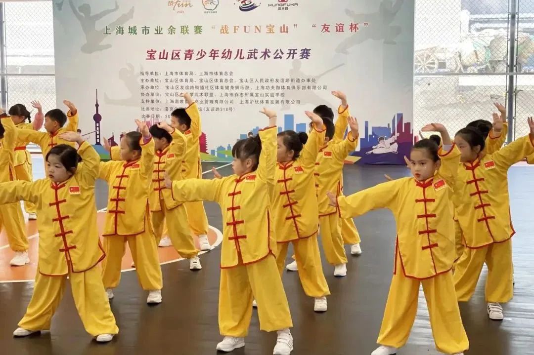 单人站综合训练器安装视频_单人站综合训练器使用方法_单人站综合训练器使用