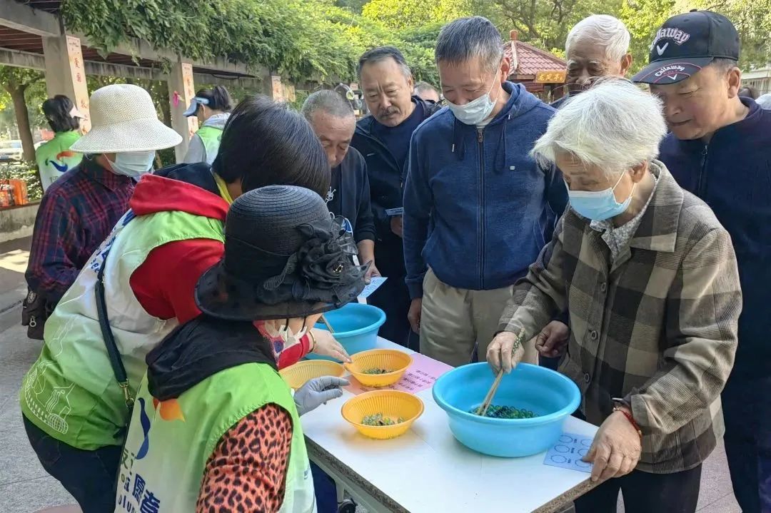 单人站综合训练器安装视频_单人站综合训练器使用方法_单人站综合训练器使用