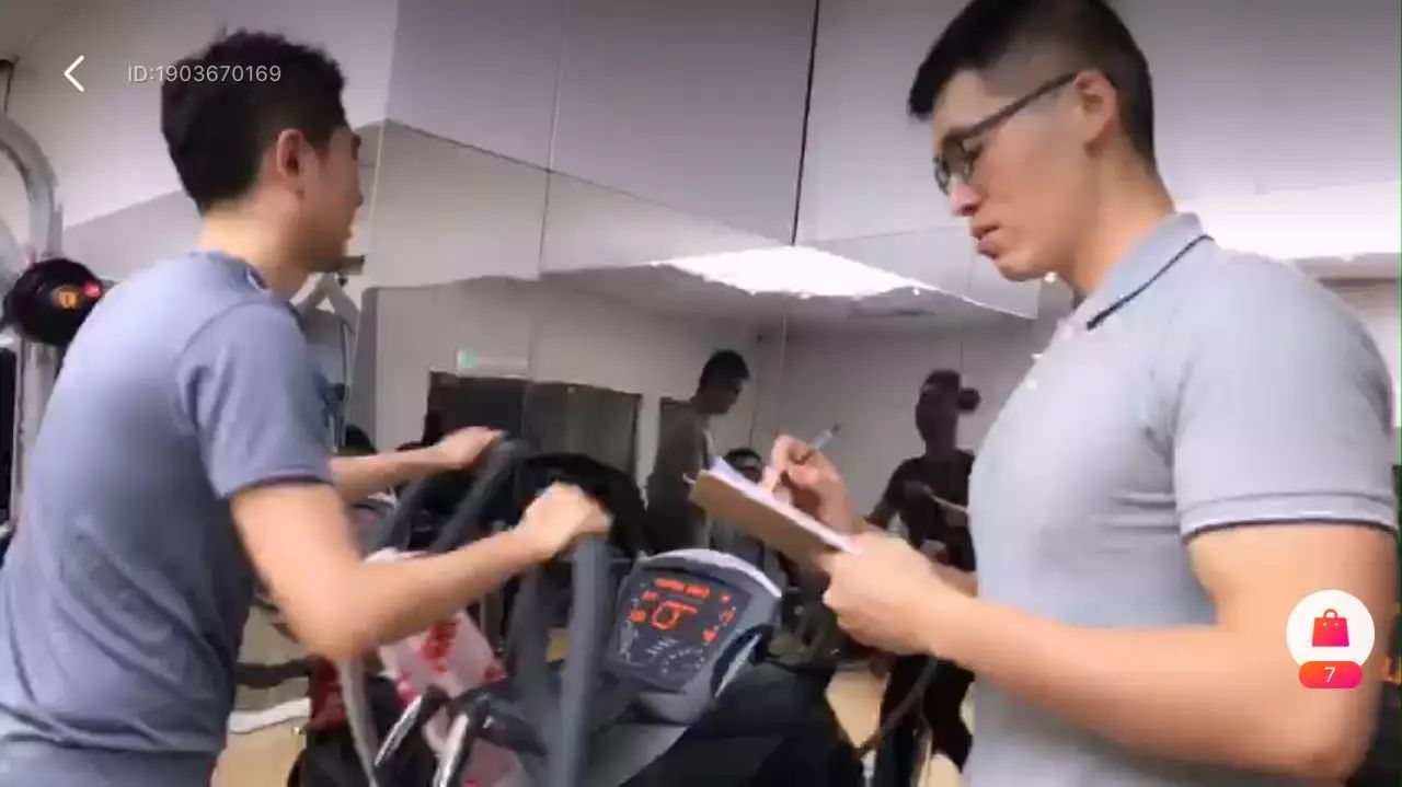 开yun体育app入口登录 干货▕“蹲下了是地狱，站起来是天堂”史密斯机训练动作解析