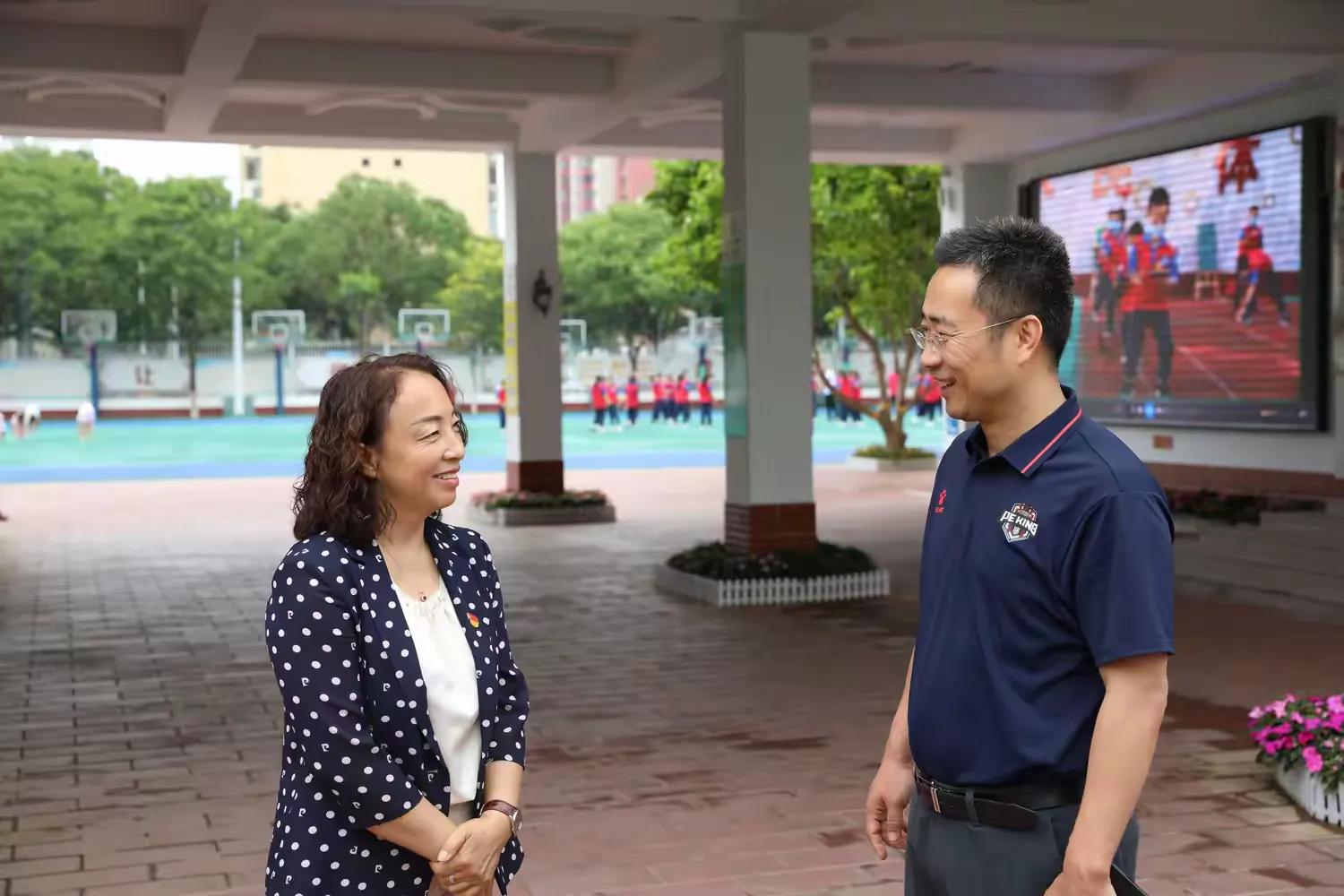 健身椅训练动作_椅子健身_多功能健身椅