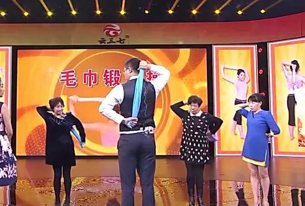 椅子锻炼身体_健身椅的好处_椅子健身