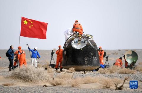 开yun体育app入口登录 安踏氢跑鞋太空遨游记：背后的“轻”与“重”