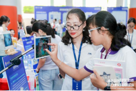 放飞梦想科学幻想手抄报_放飞科学梦想内容_体验科学放飞梦想消息